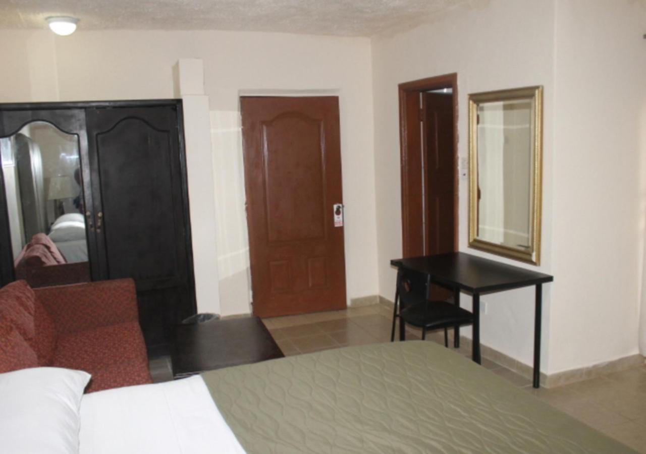 The Stafford Lodge Фрітаун Екстер'єр фото